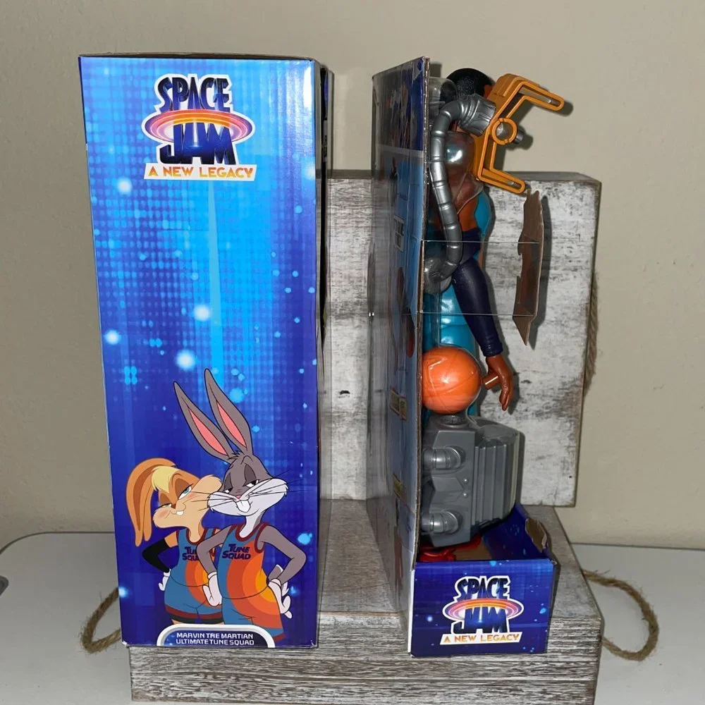Lot of 2 Space Jam LeBron James & Marvin The Martian Action Figures - Picture 2 of 8